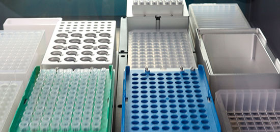 Caractéristiques du poste de travail automatisé de réglage de la réaction PCR Vitae 100